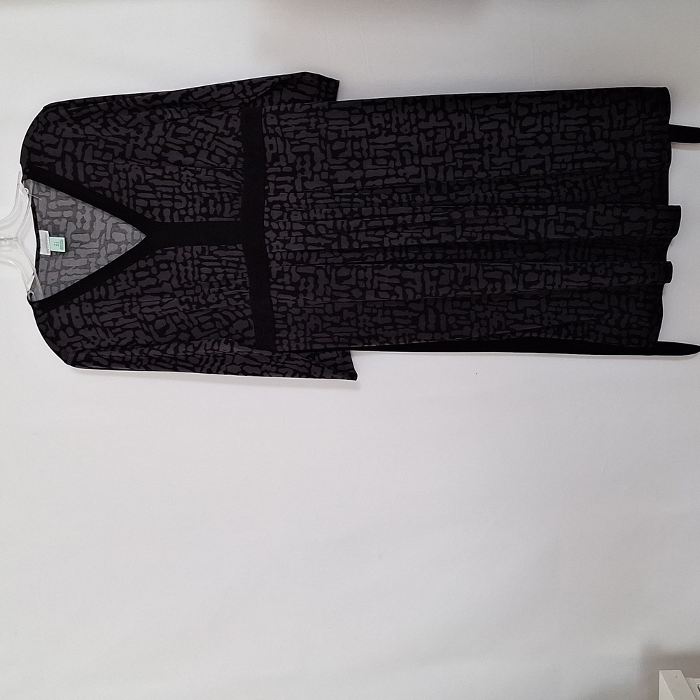 Motherhood Maternity LARGE GRAY AND BLACK dress Tie Back